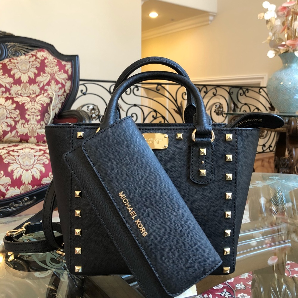 Michael Kors studded sandrine handbag&wallet set - Picture 2 of 8